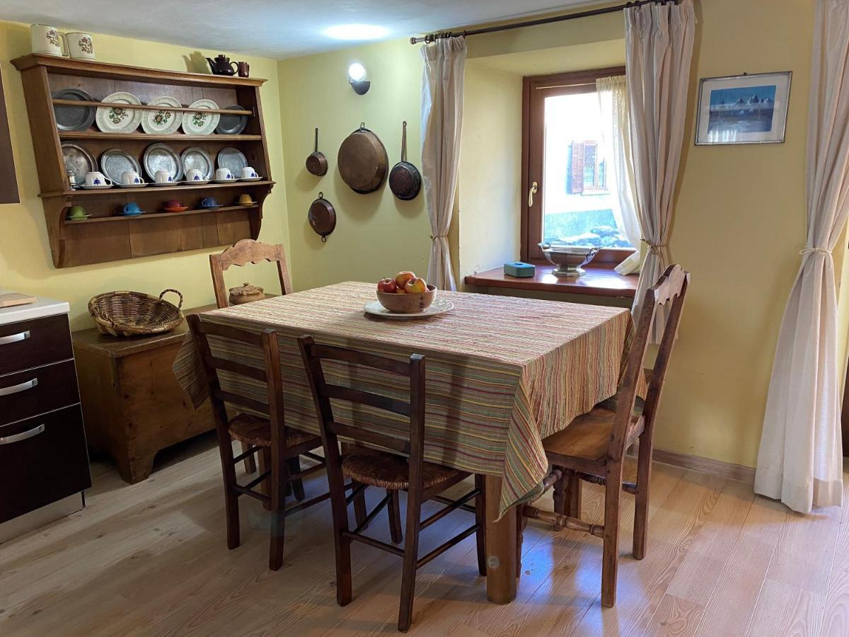 Jack'S Nest Apartment Campertogno Luaran gambar